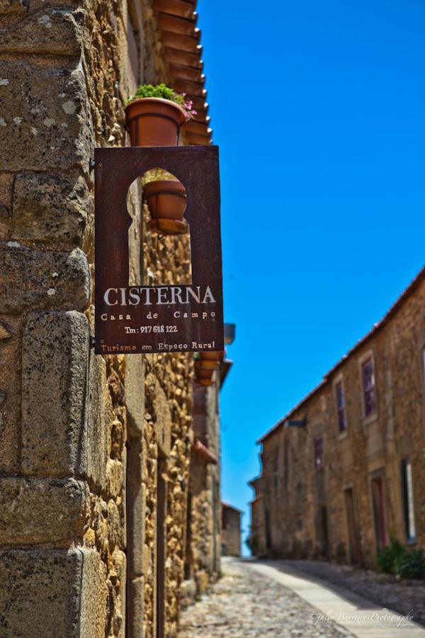 Gasthaus Casa Da Cisterna Figueira de Castelo Rodrigo Exterior foto